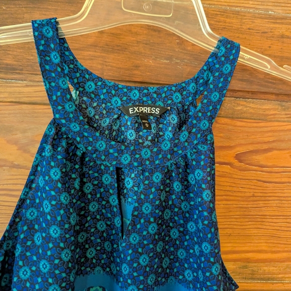 Express Blue High Neck Sleeveless Tank Top - Picture 4 of 12